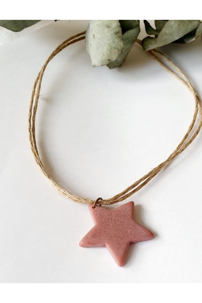 Collar tipo gargantilla star de colores rosa viejo