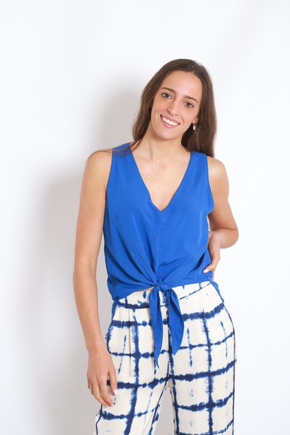 Blusa Siena de cuello pico...