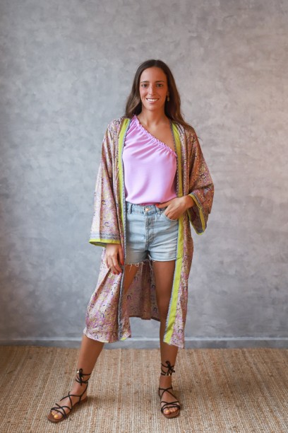 Kimono largo estampado en...