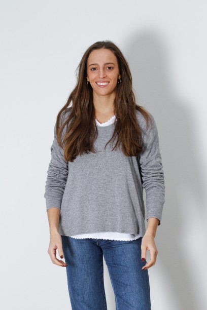 Camiseta doble con puntilla...