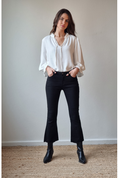 Jeans flare push up negro