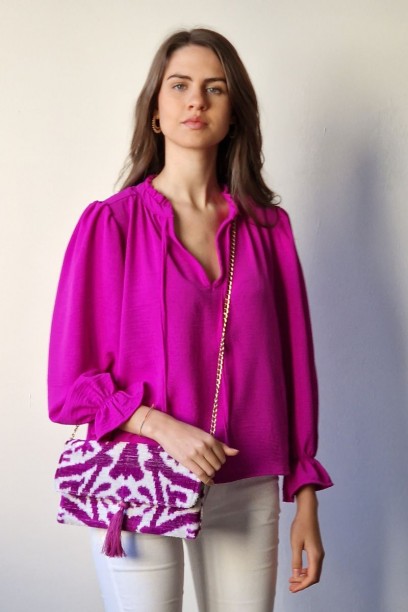 Blusa carmen con volante en...