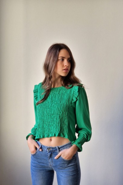 Blusa fruncida verde con...