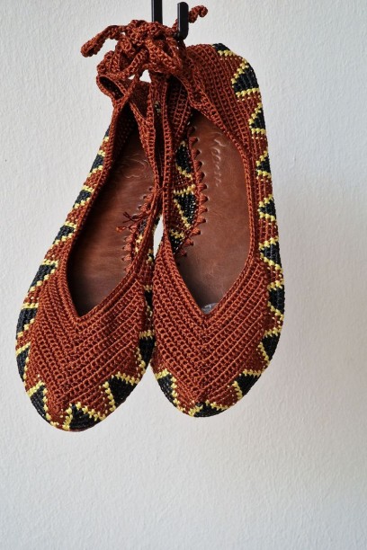 Bailarinas crochet marrón y...