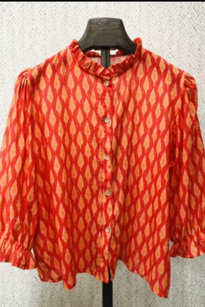 Camisa teen estampada con...