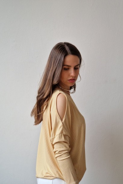 Camiseta tipo oversize de...