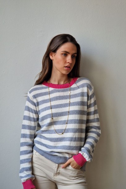 Jersey de rayas gris y...