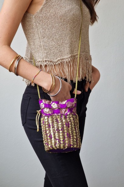 Bolso bombonera con piedras...