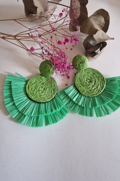 Pendientes rafia abanico verde