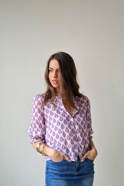 Camisa teen de estamapada...
