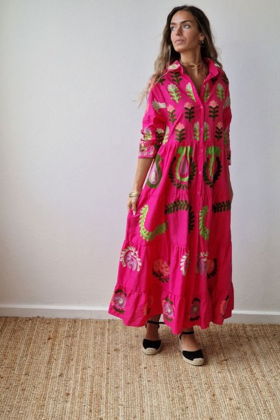 Vestido camisero bordado...