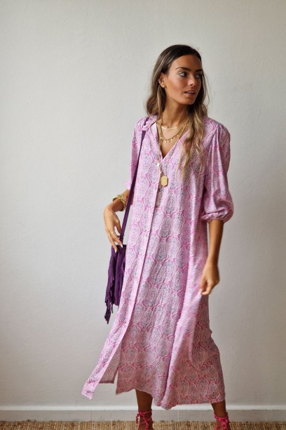 Vestido largo abotonado con...