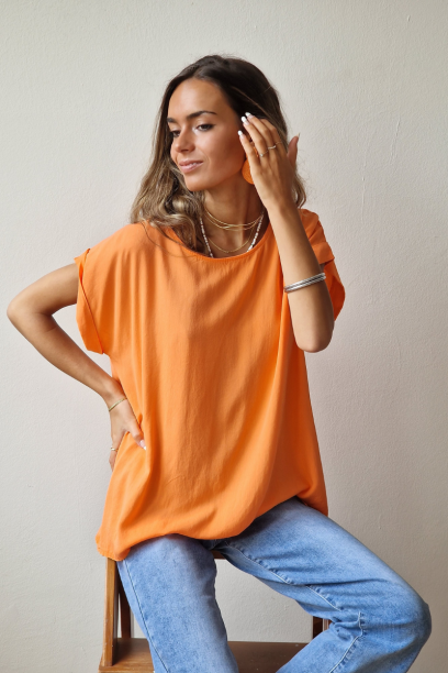Blusa de manga corta color...