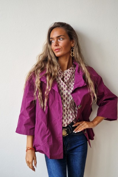 Parka de mujer corta tipo...
