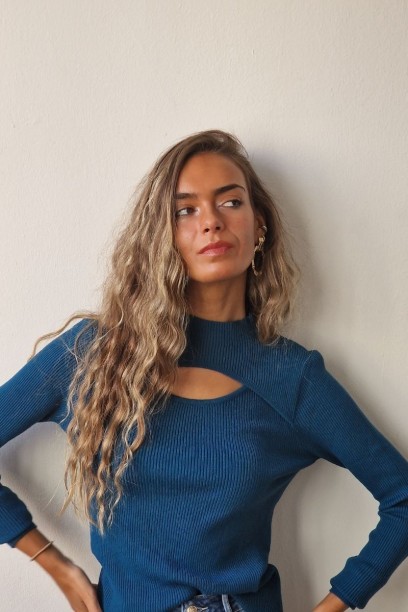 Jersey canalé escote azul