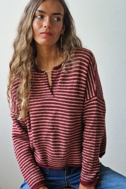 Jersey de rayas cuello pico...