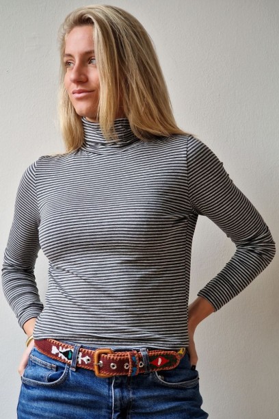 Camiseta de rayas cuello...