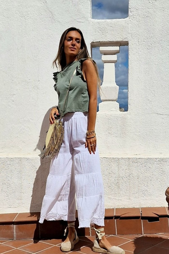 Encuentra tu estilo fresco y actual en LIBERATTA Busca pantalones de lino de mujer en nuestra web