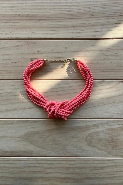 Collar nudo color coral