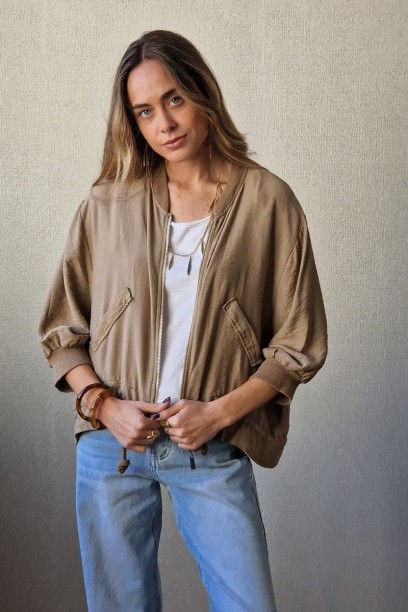 Chaqueta tipo bomber con...