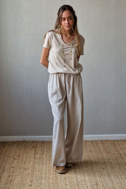 Pantalón cuadros vichy beige