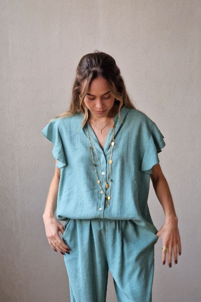 Blusa mezcla con lino verde...